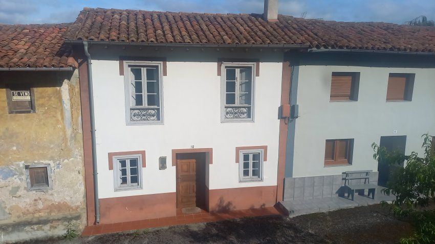 Casa de piedra en VILLAVICIOSA