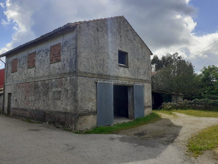 Llagar de piedra para rehabilitar como vivienda en la zona de El Puntal   Villaviciosa (REAB