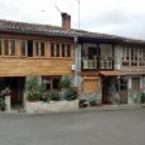 Casa de piedra para rehabilitar en CABRANES  (REAB