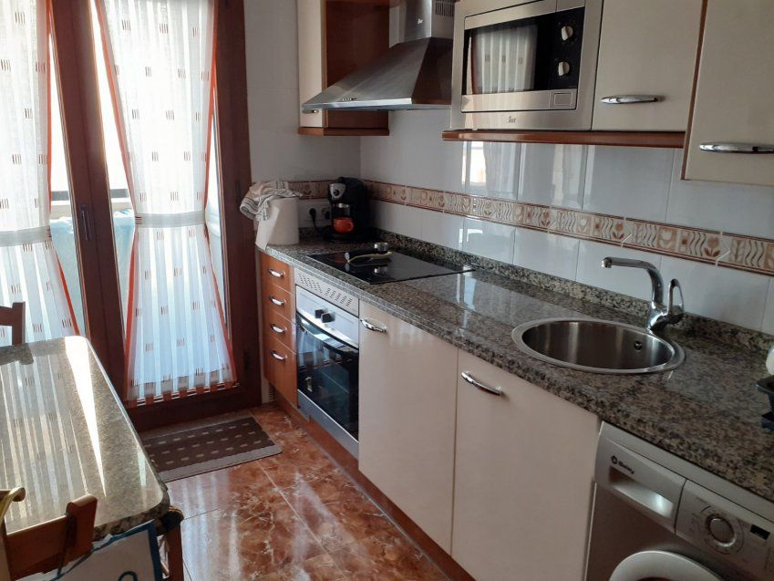 Piso de 3 dormitorios en VILLAVICIOSA  (PIS