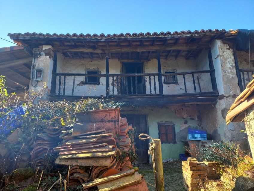 Casa de piedra para rehabilitar en VILLAVICIOSA (REAB
