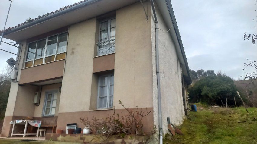 Casa de piedra para Reformar en CABRANES  (REAB