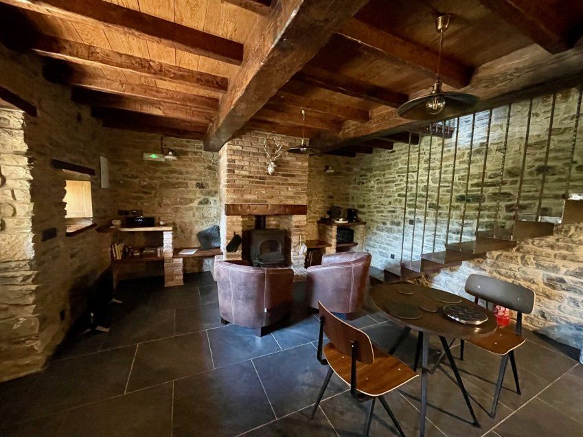 Casa de piedra independiente rehabilitada en Selorio VILLAVICIOSA (CAS
