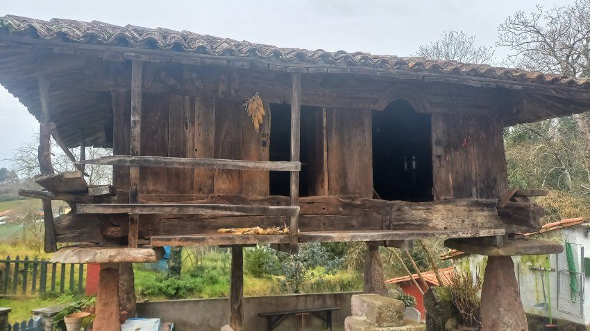Casa de piedra para reformar en Priesca   VILLAVICIOSA  (REA.0181)