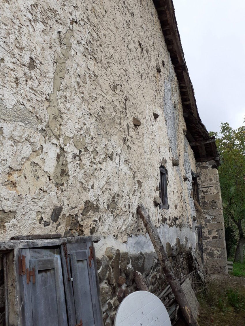 Casa de piedra y Cuadra para rehabilitar en CABRANES  (REAB