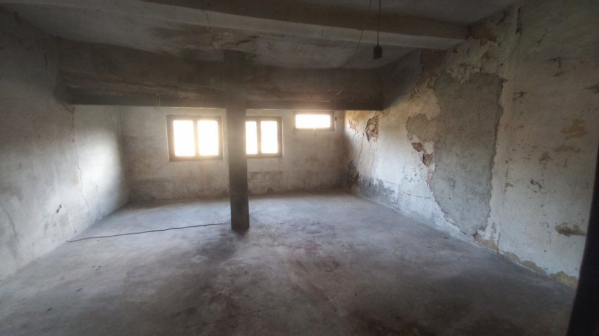Casa de piedra para rehabilitar en CABRANES (REAB.0182)