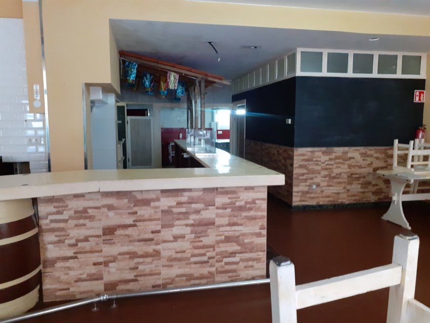Local comercial instalado en POLA DE SIERO  (LOC