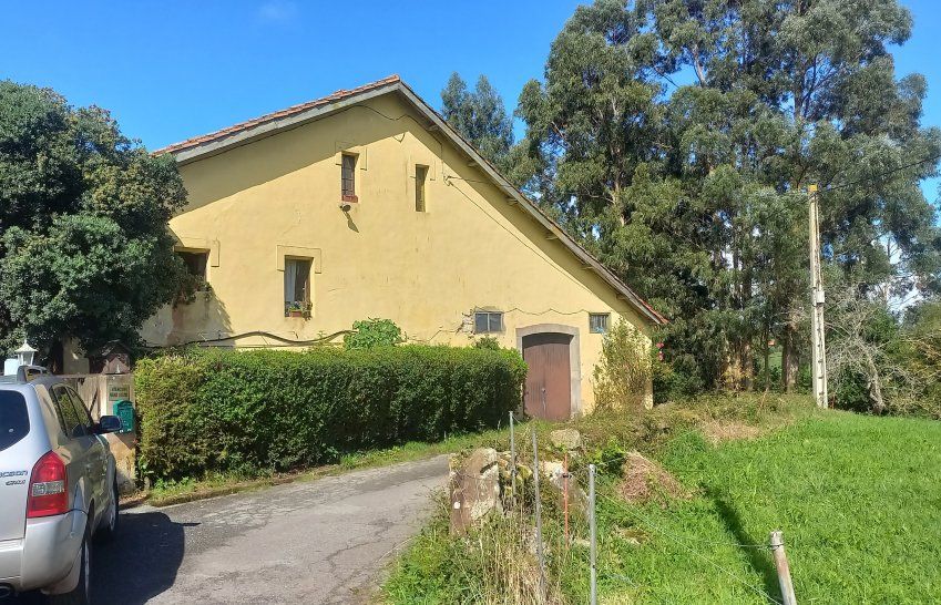 Casa de piedra con Cuadras y Llagar para reformar en Quintueles VILLAVICIOSA (REAB