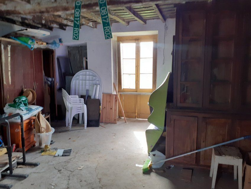 Casa de piedra para rehabilitar con Cuadra y Tenada en CABRANES (REAB