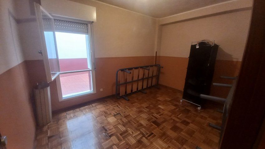 Piso de 3 dormitorios para reformar en VILLAVICIOSA (PIS