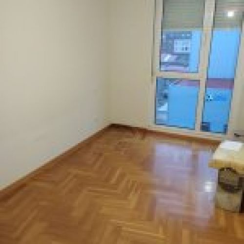 Alquiler de Piso de 4 dormitorios en VILLAVICIOSA  (ALQ