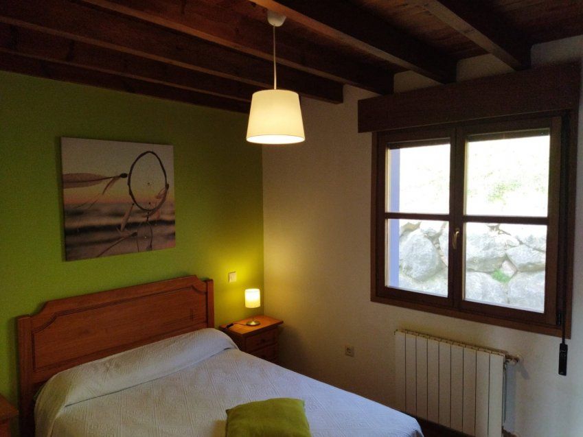 Casa independiente en CANGAS DE ONÍS