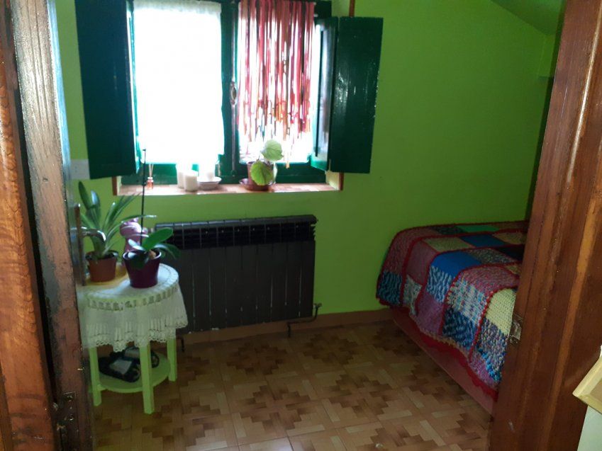 Casa 2 plantas a 2kms