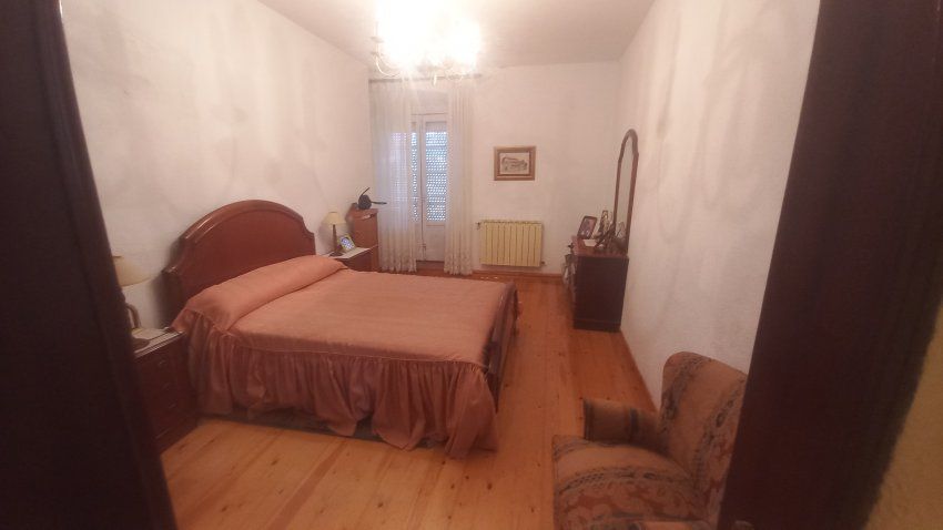 Casa de piedra a 1km
