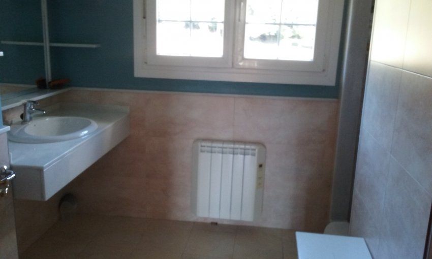 Casa independiente en La Ría de VILLAVICIOSA  (CAS