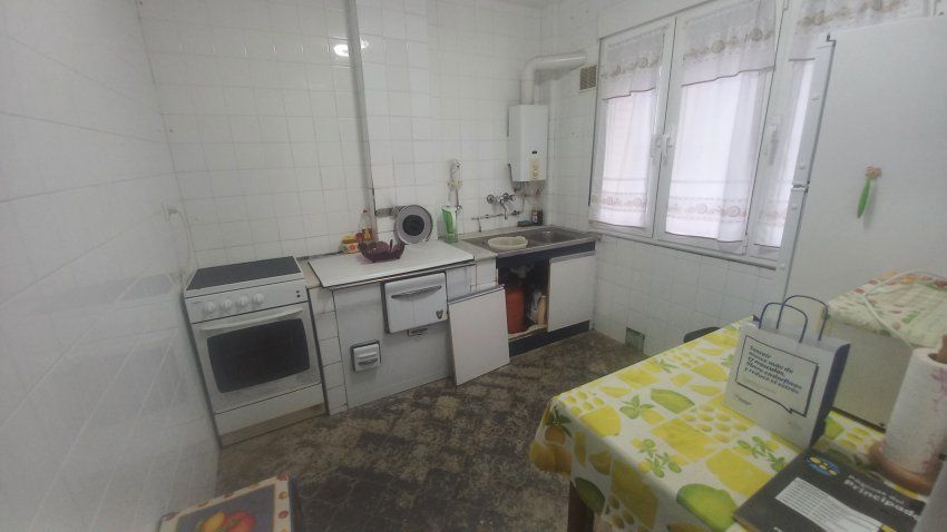 Piso de 3 dormitorios en VILLAVICIOSA  (PIS