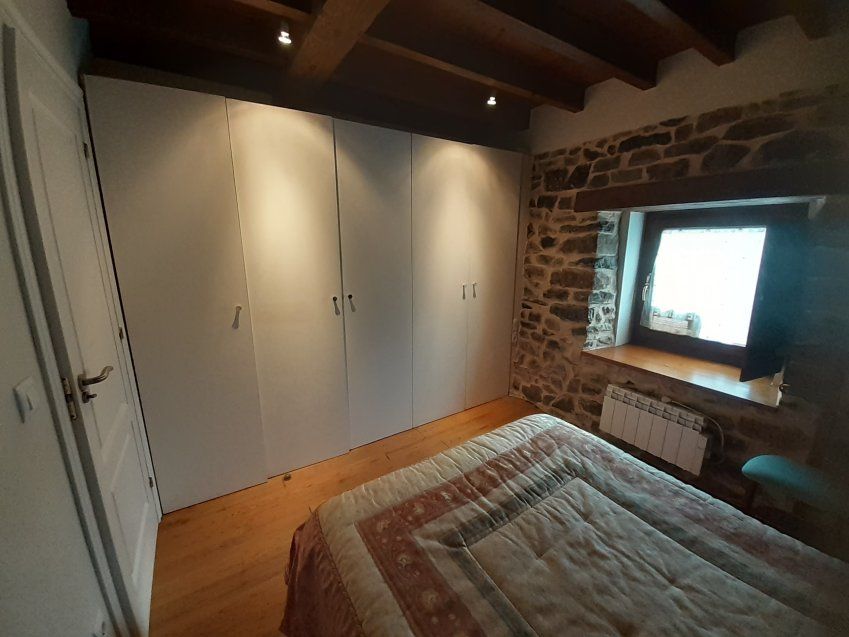 Casa de piedra rehabilitada en CABRANES  (CAS