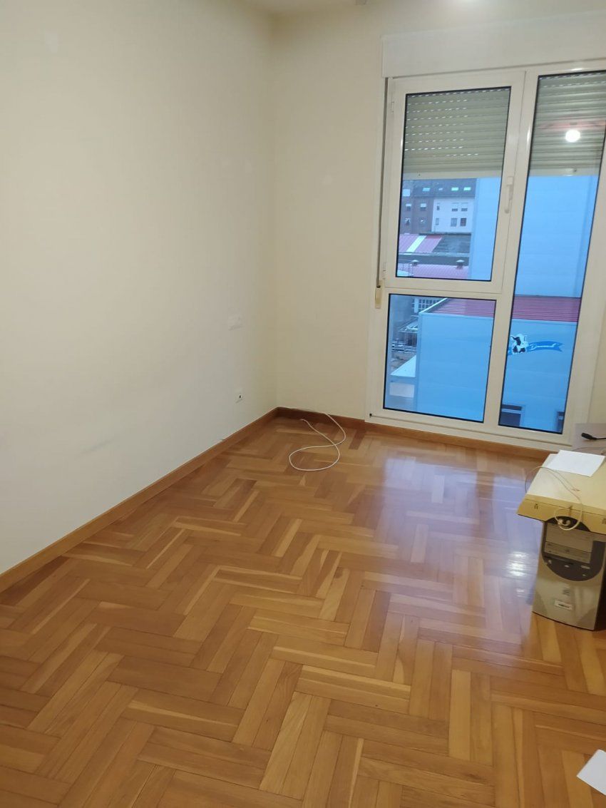Alquiler de Piso de 4 dormitorios en VILLAVICIOSA  (ALQ