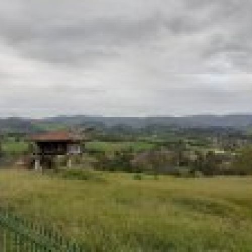 Casa independiente a 1km