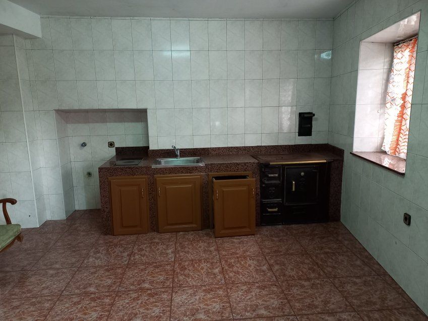 Casa de piedra en Torazo   CABRANES  (CAS