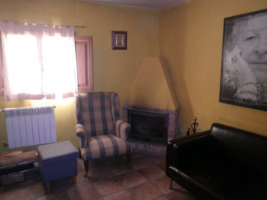 Casa de piedra en Santa Eulalia de CABRANES  (cas.0200)