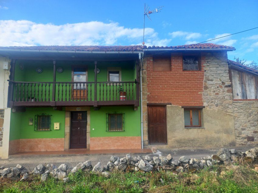 Casa de piedra reformada en Huerres - COLUNGA  (CAS.0291)