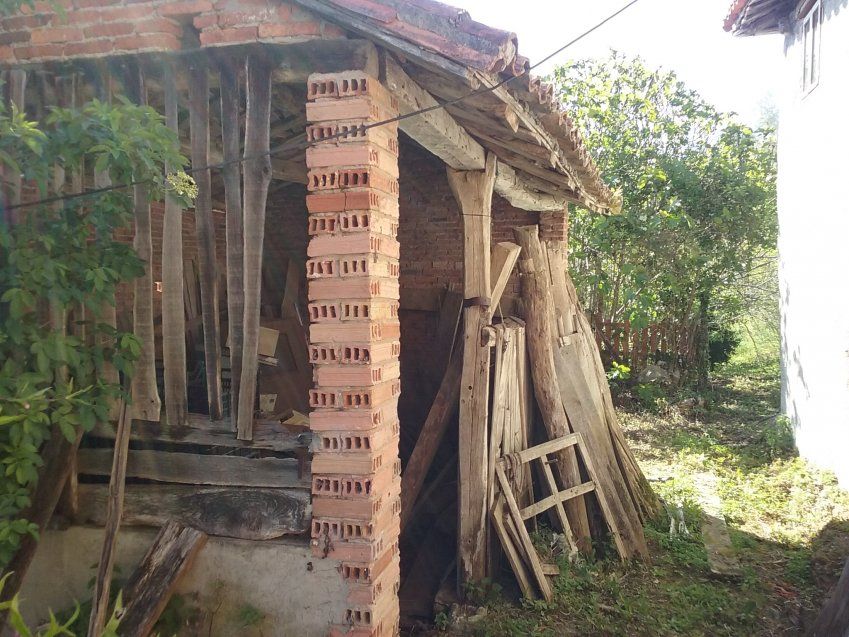 Casa de piedra para reformar en Villaviciosa (CAS