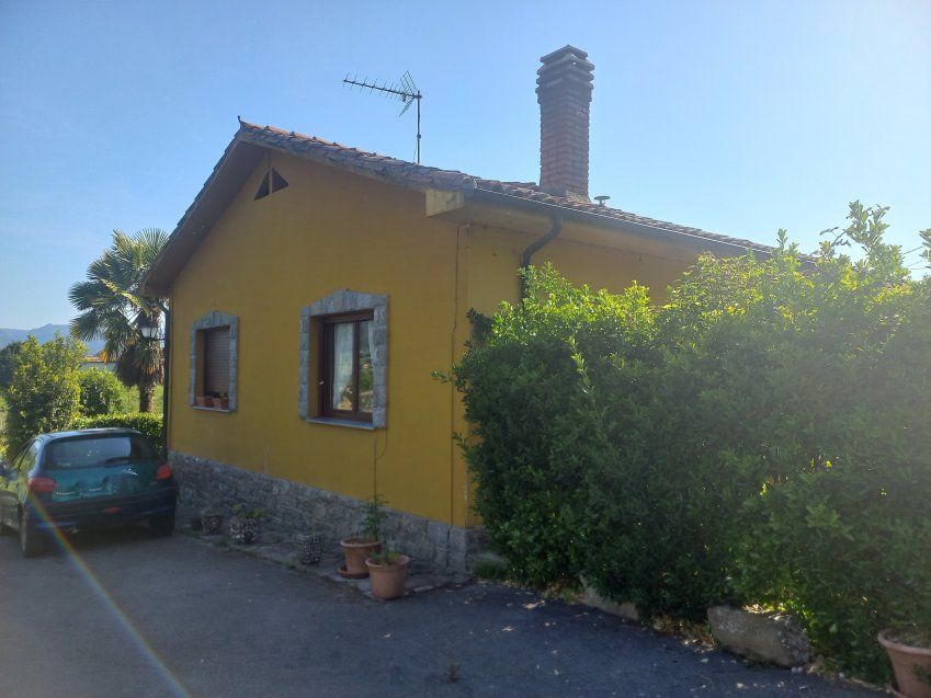 Casa independiente ubicada en finca edificable en Bedriñana   VILLAVICIOSA (CAS