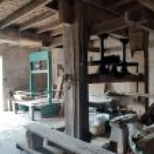 Llagar de piedra para rehabilitar como vivienda en la zona de El Puntal   Villaviciosa (REAB