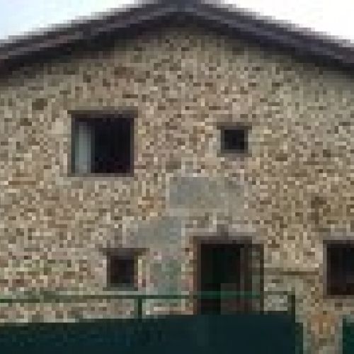 Casa de piedra rehabilitada en CABRANES  (CAS