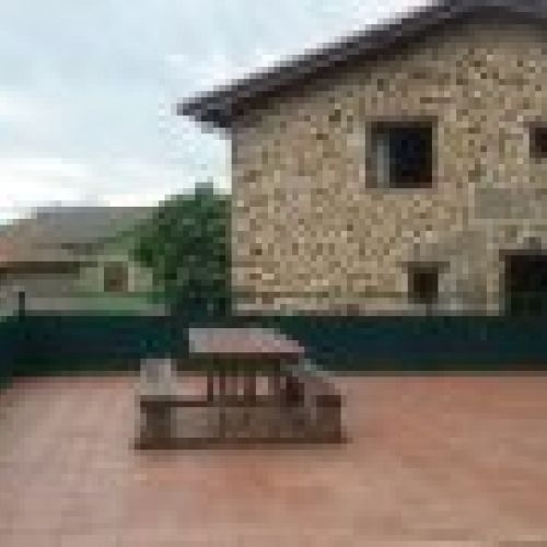 Casa de piedra rehabilitada en CABRANES  (CAS