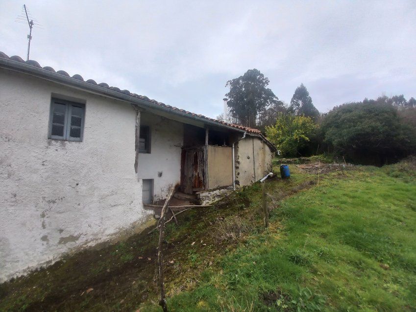 Casa de piedra para Reformar en CABRANES  (REAB