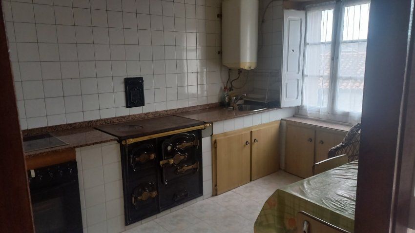Casa de piedra para Reformar en CABRANES  (REAB