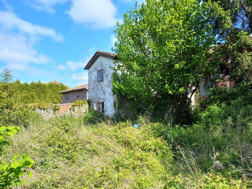 Casa de piedra independiente para rehabilitar  (REAB