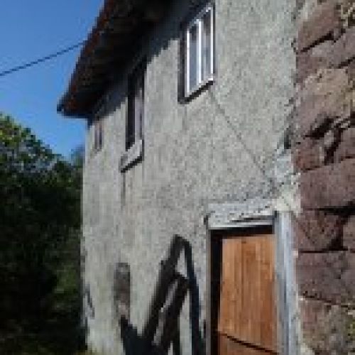 Casa de piedra para reformar en Villaviciosa (CAS
