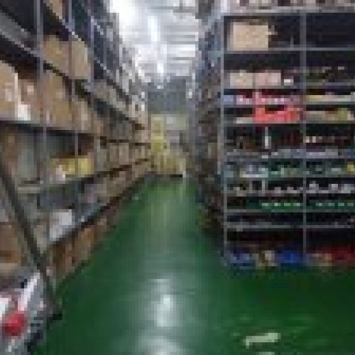 Local comercial céntrico con Almacén y Oficinas en GIJÓN  (LOC