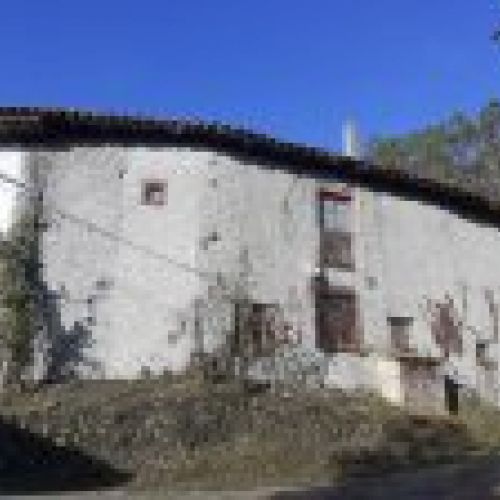 Casa de piedra para rehabilitar en VILLAVICIOSA (REAB