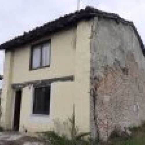 Casa de piedra independiente para rehabilitar en VILLAVICIOSA  (REAB