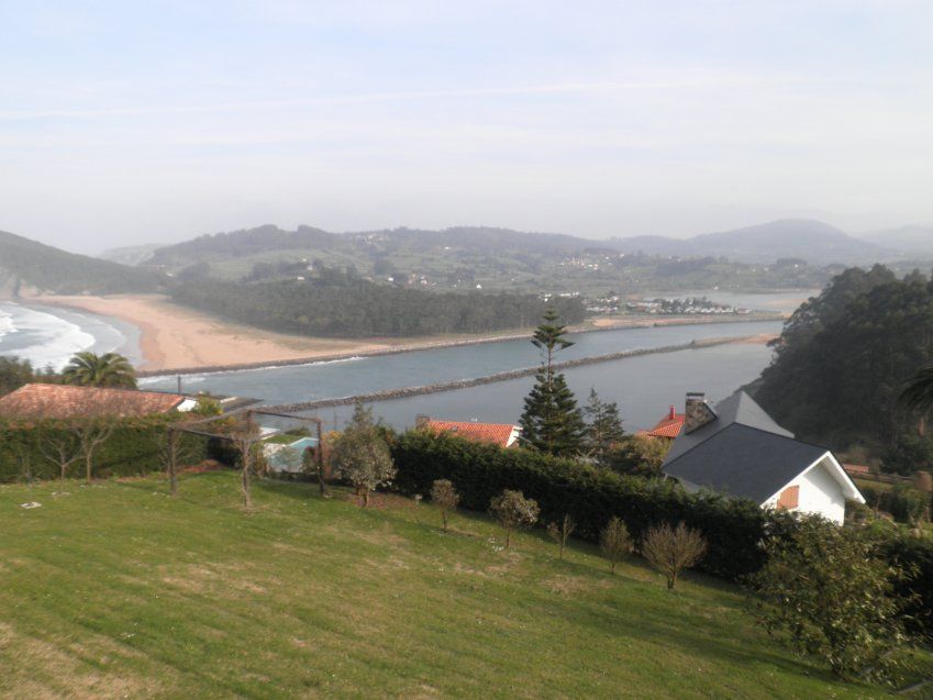 Chalet independiente en Zona El Puntal  VILLAVICIOSA  (CAS