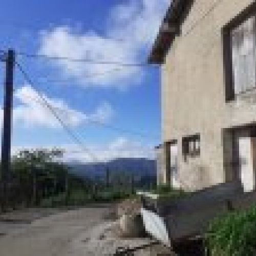 Casa de piedra para rehabilitar en CABRANES  (REAB