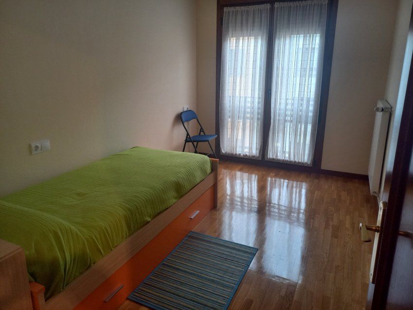 Piso de 2 dormitorios en VILLAVICIOSA  (PIS