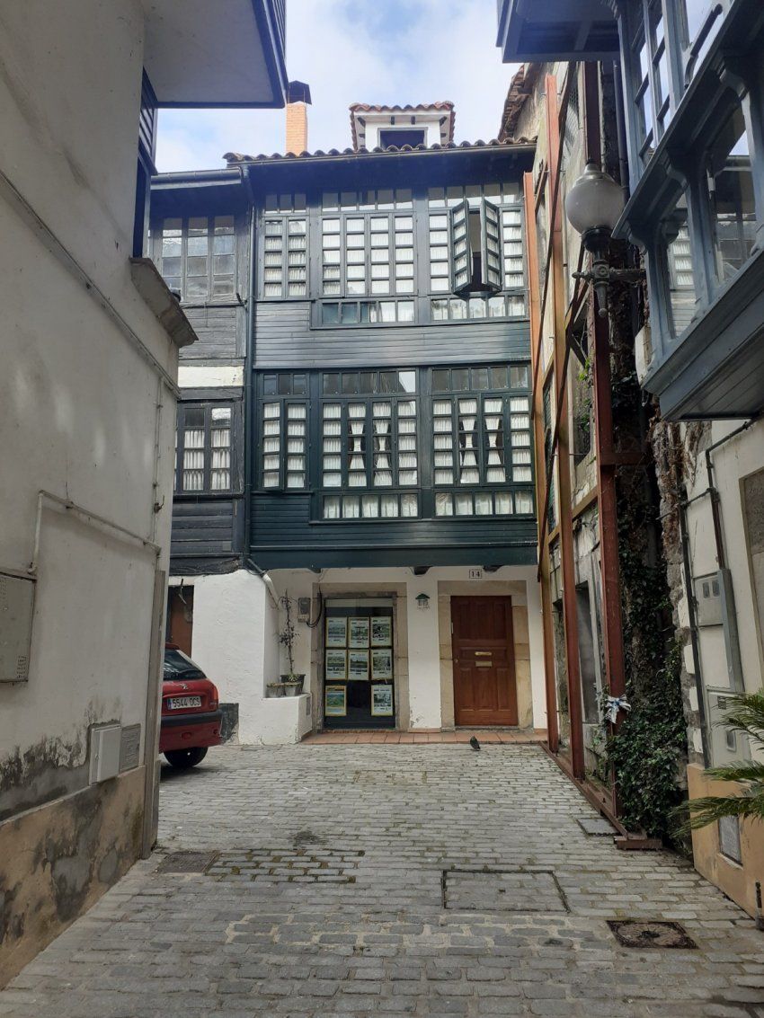 Casa de piedra reformada en el casco histórico de VILLAVICIOSA  (CAS