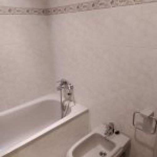 Alquiler de Piso de 4 dormitorios en VILLAVICIOSA  (ALQ