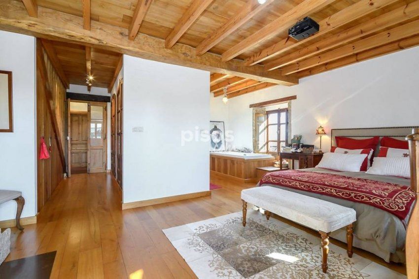 Casona de piedra rehabilitada en Argüero   VILLAVICIOSA  (CAS