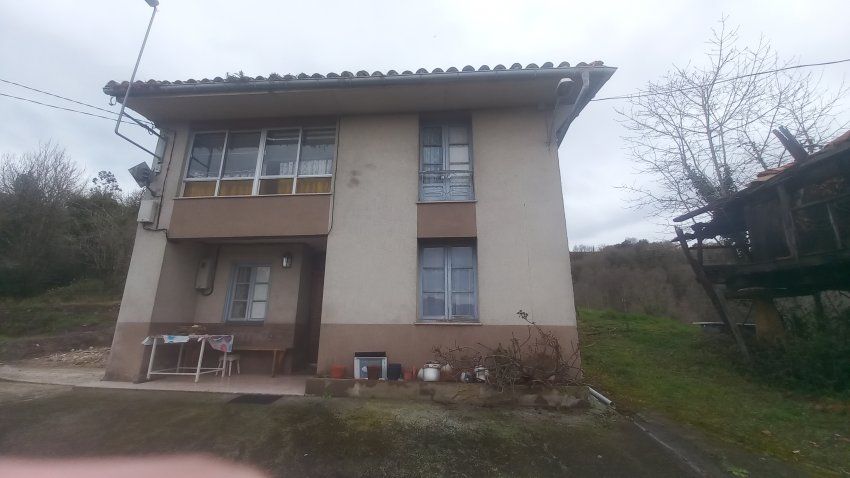 Casa de piedra para Reformar en CABRANES  (REAB