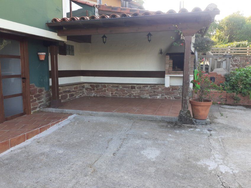 Casa de piedra rehabilitada en Amandi (VILLAVICIOSA)  (CAS.0244)