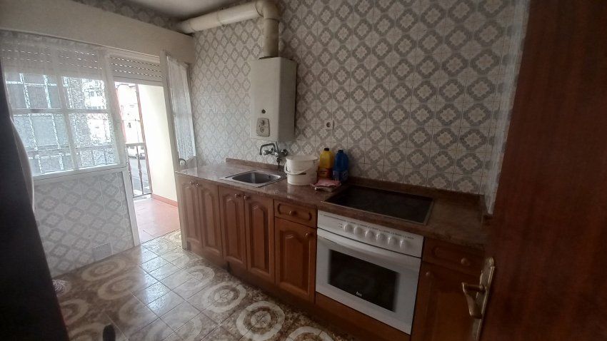 Piso de 3 dormitorios para reformar en VILLAVICIOSA (PIS