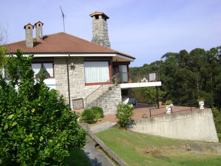 Casa independiente en el Puerto de El Puntal  (VILLAVICIOSA)  (CAS