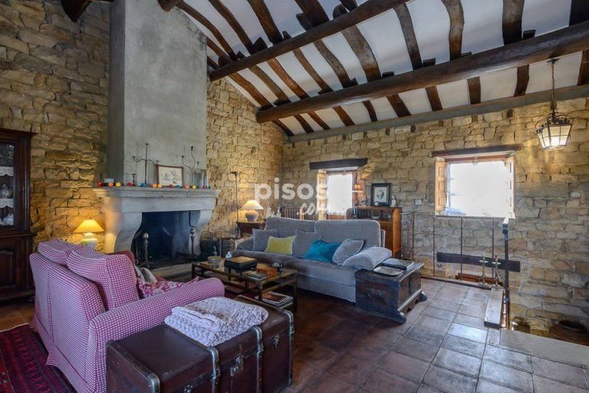 Casona de piedra rehabilitada en Argüero   VILLAVICIOSA  (CAS