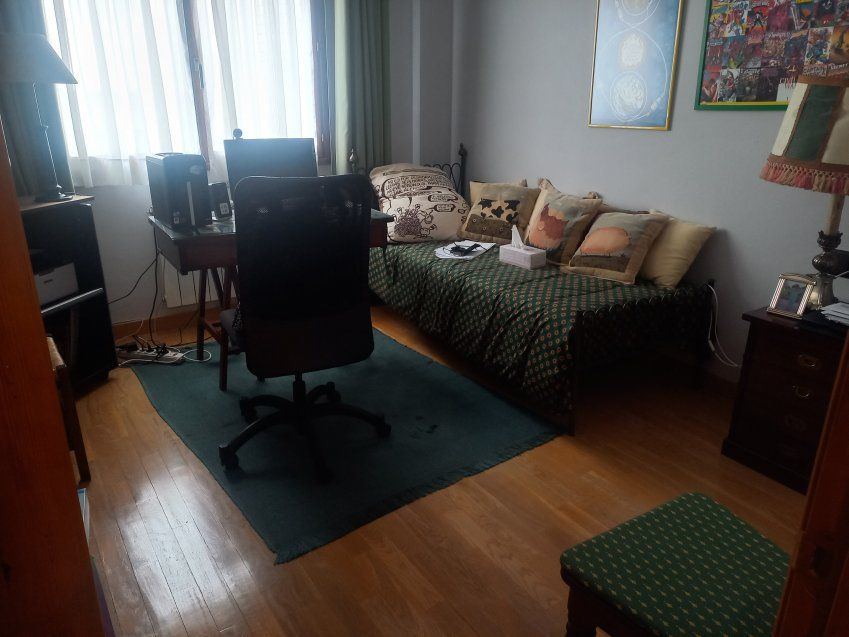 Piso de 3 dormitorios y 2 baños en VILLAVICIOSA (PIS